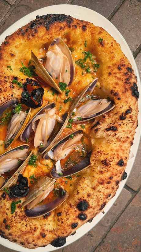 Clams on flatbread