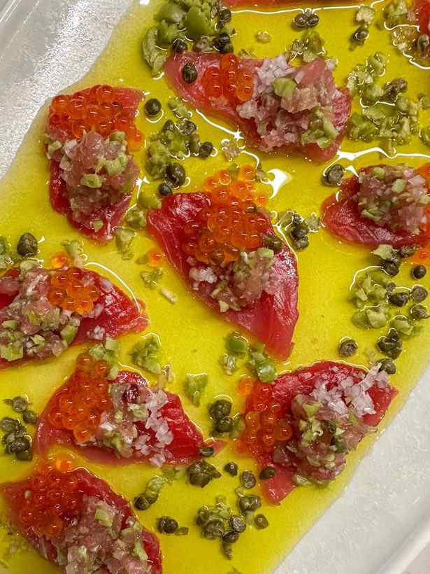 Tuna crudo